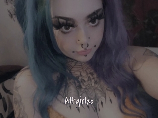 Altgirlxo