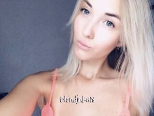 Blondinka18