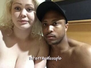 Interracial_couple_