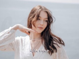 Juliaevance