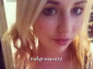 Kelly_KissesXXX