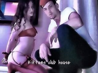 Kittens_club_house