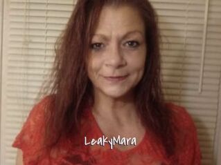 LeakyMara Commando Sexy