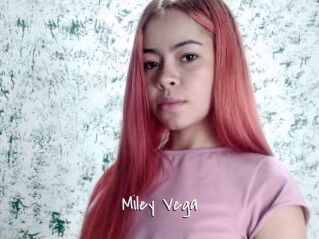 Miley_Vega Commando Sexy